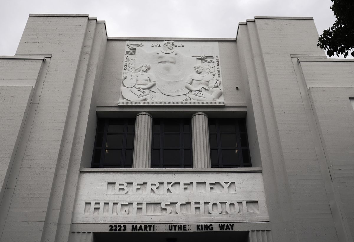 Police arrest 17-year-old boy with knife at Berkeley High