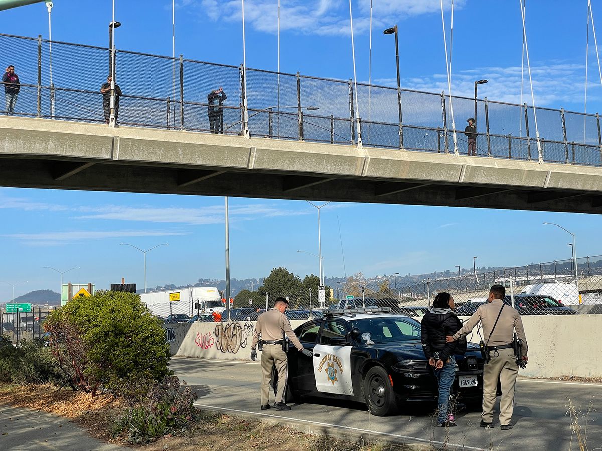 CHP K-9 helps arrest 3 who fled in stolen car on I-80 in Berkeley