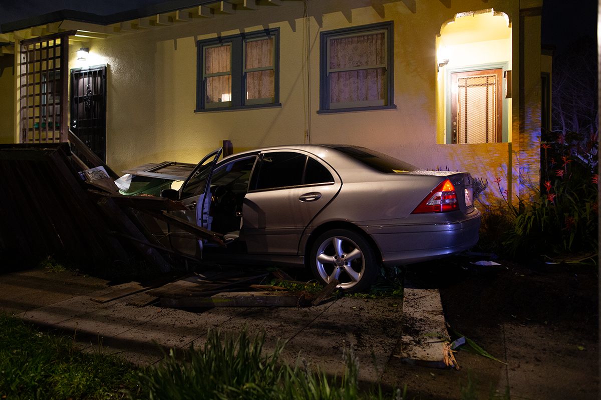 Man with gun arrested after crashing into Berkeley yard