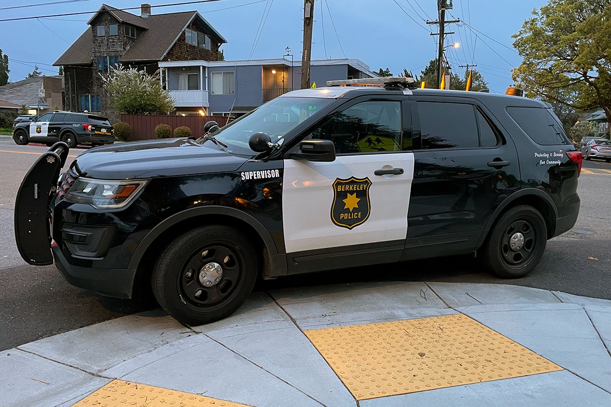 UC Berkeley students robbed at gunpoint while filming movie project on Fourth Street