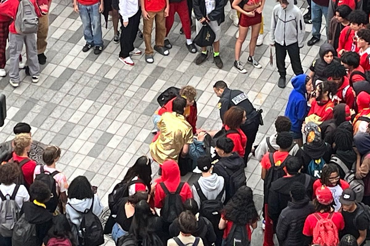 Berkeley High Spirit Day: Fights downtown, teenager hurt