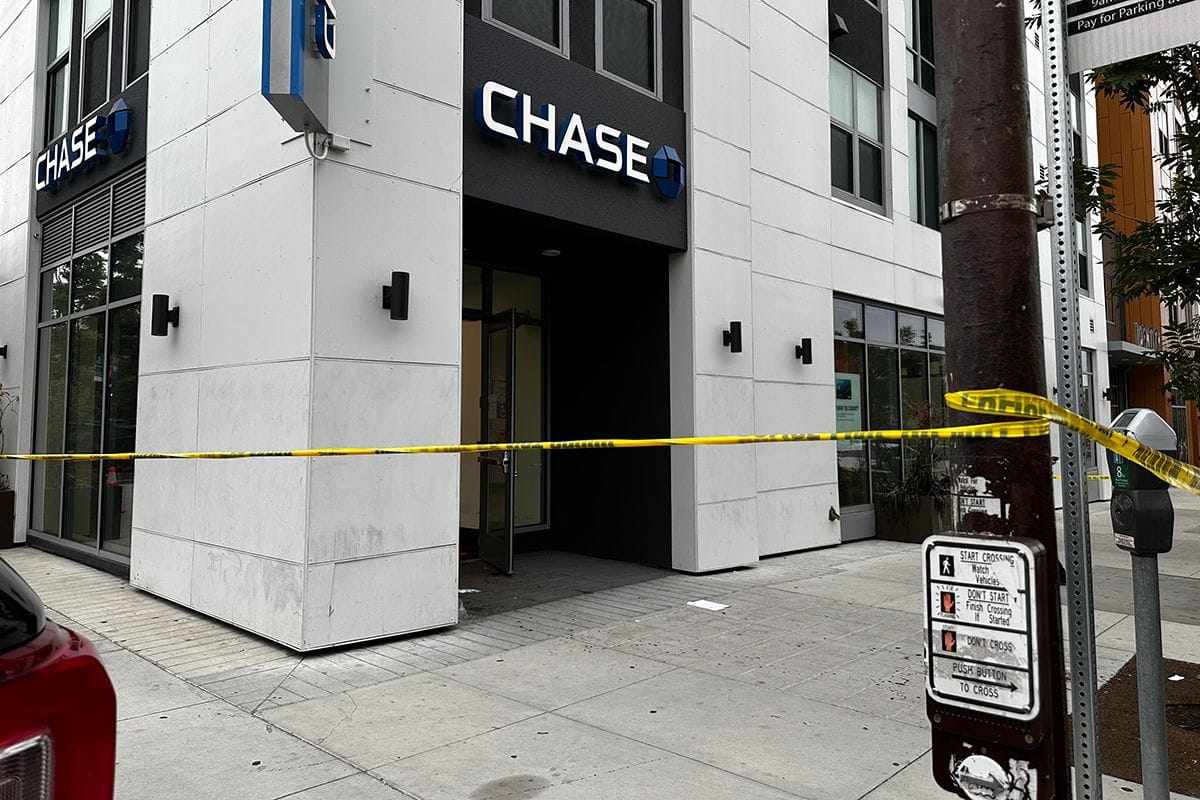 Chase Bank stabbing suspect charged with attempted murder