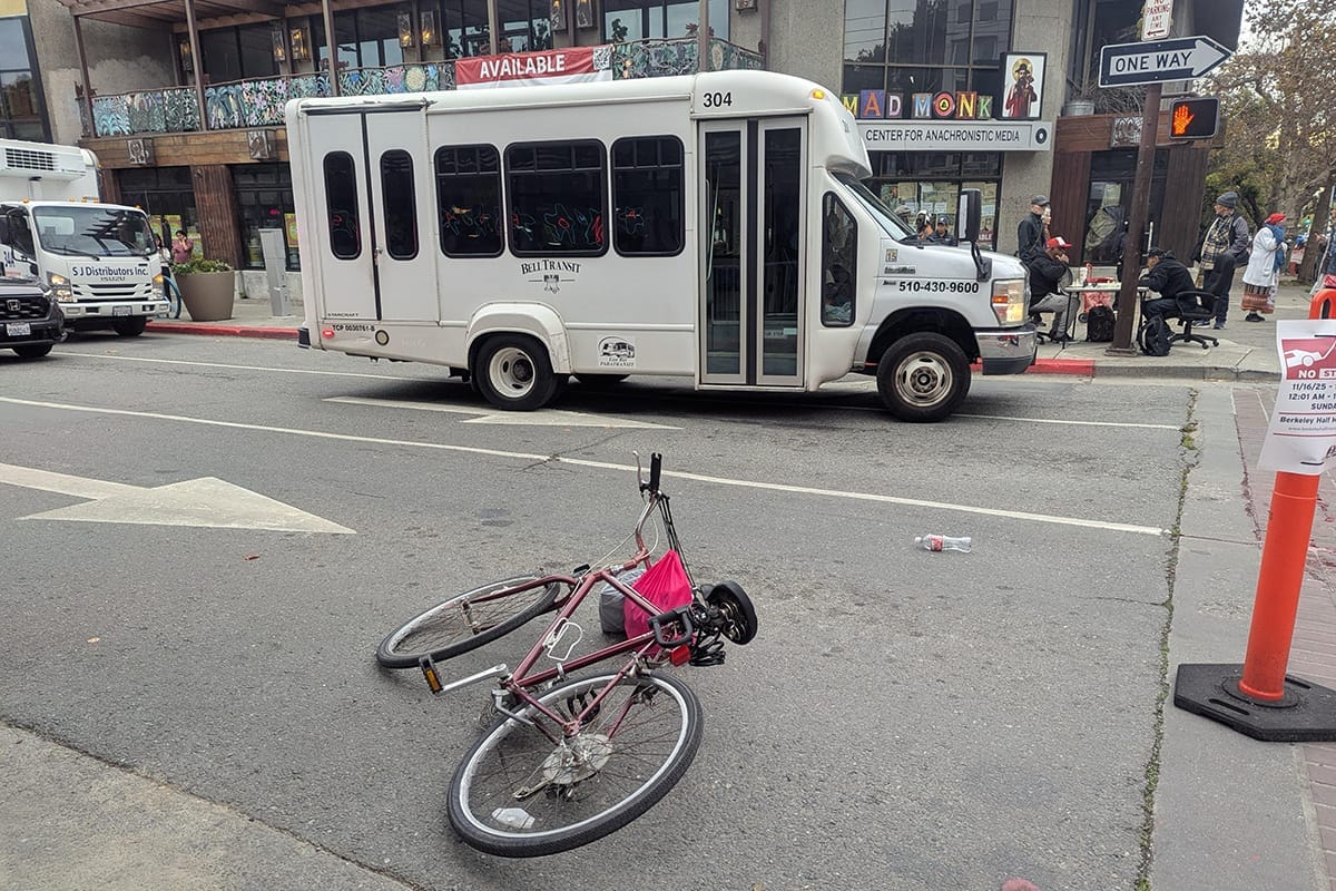 Cyclist dead after Telegraph Avenue crash in Berkeley