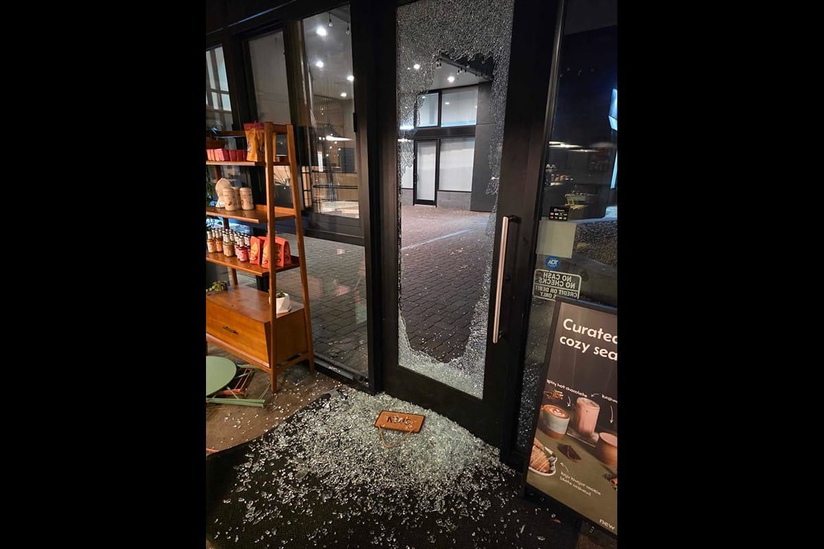 Suspects arrested after two-city commercial burglary spree