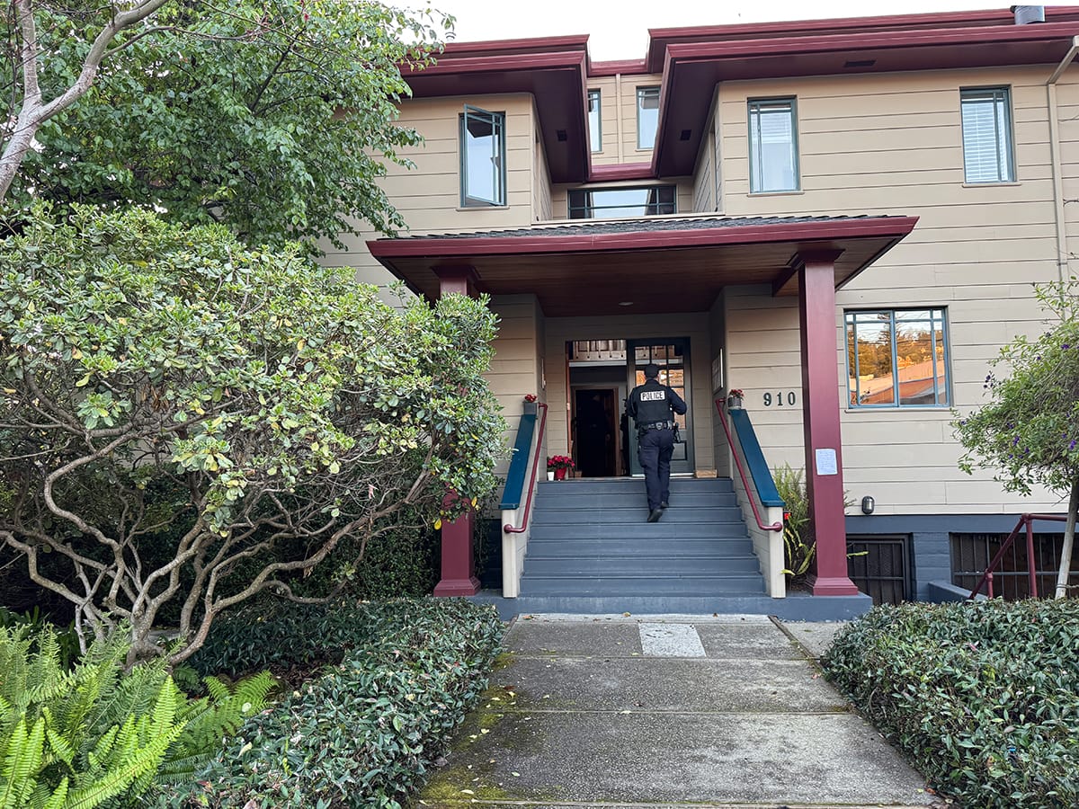 Berkeley man, 60, sustains serious injuries in apartment fire