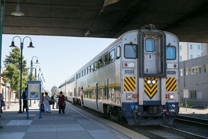 Man struck and killed by Amtrak train in Berkeley