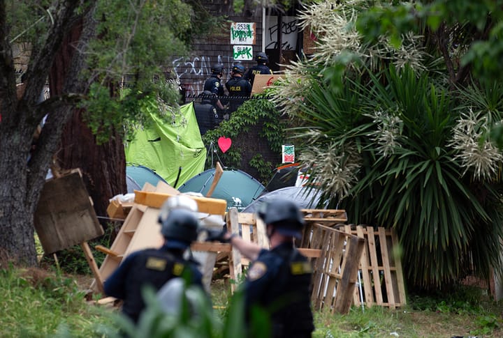 Police arrest protesters who took over UC Berkeley building