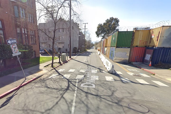 UCPD: Fire extinguisher used during e-scooter robbery