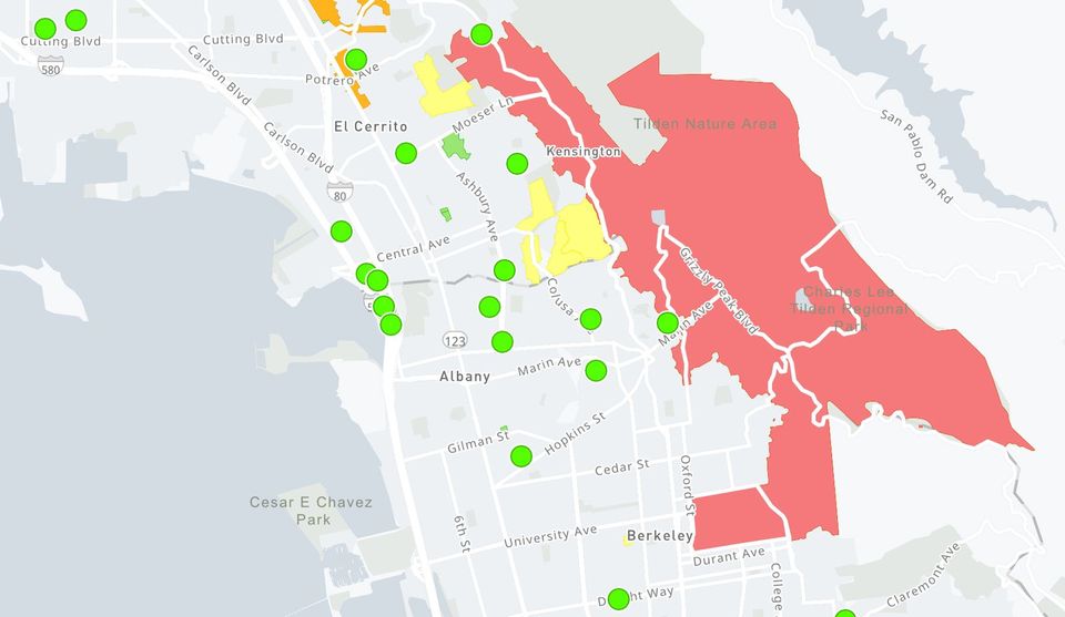 Update High winds, power outage in the Berkeley Hills